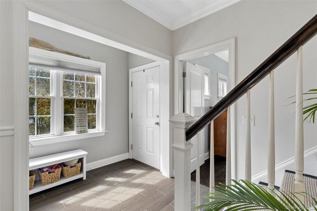 188 S Country Road, Remsenburg, NY 11960