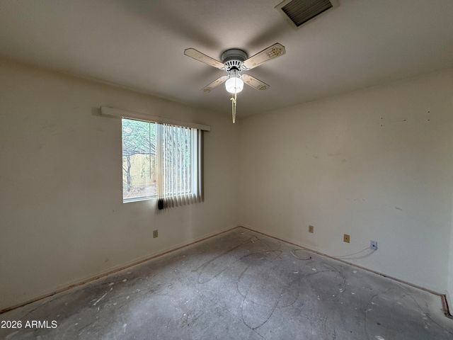 100 ARROWHEAD Drive, Huachuca City, AZ 85616