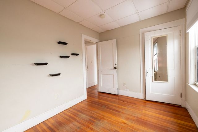 7-9 Illinois Ave, Somerville, MA 02145