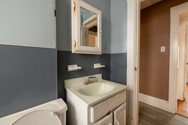 7-9 Illinois Ave, Somerville, MA 02145