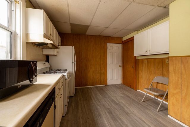 7-9 Illinois Ave, Somerville, MA 02145