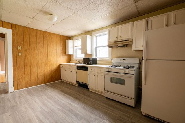 7-9 Illinois Ave, Somerville, MA 02145