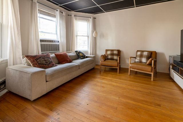7-9 Illinois Ave, Somerville, MA 02145