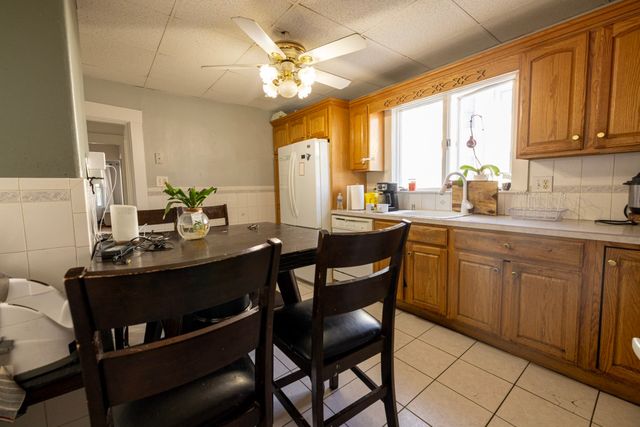 7-9 Illinois Ave, Somerville, MA 02145