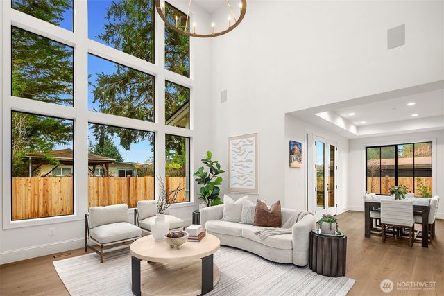 1212 169th Place NE, Bellevue, WA 98008