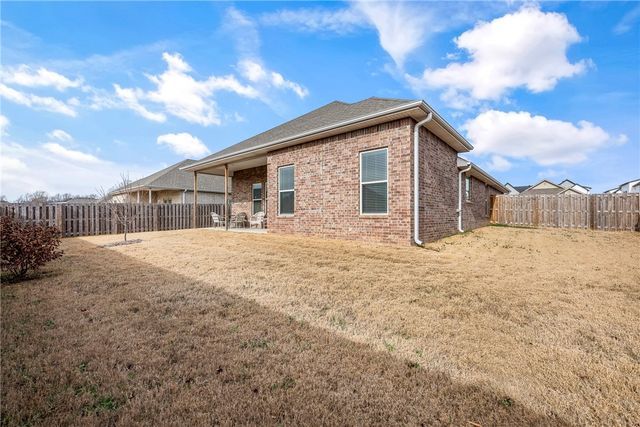 309 Fox Circle, Pea Ridge, AR 72751