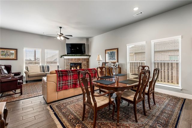 309 Fox Circle, Pea Ridge, AR 72751