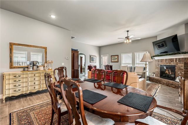 309 Fox Circle, Pea Ridge, AR 72751