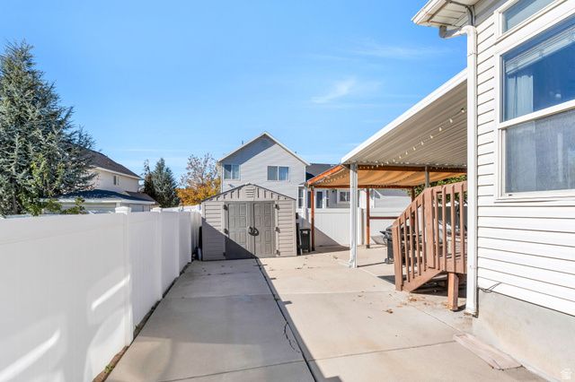 6454 SILVER MEDAL DR, Taylorsville, UT 84129