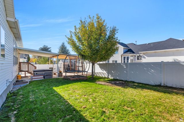 6454 SILVER MEDAL DR, Taylorsville, UT 84129