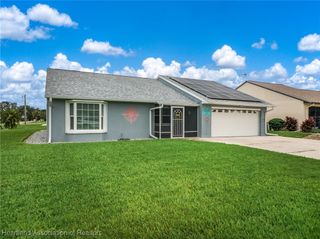 360 Grove Circle, Avon Park, FL 33825