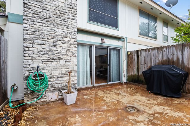 11303 Vance Jackson Rd Apt K2, San Antonio, TX 78230