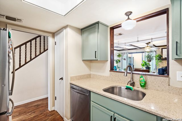 11303 Vance Jackson Rd Apt K2, San Antonio, TX 78230