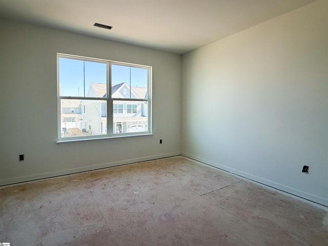 611 Autumn Lake Road, Simpsonville, SC 29681