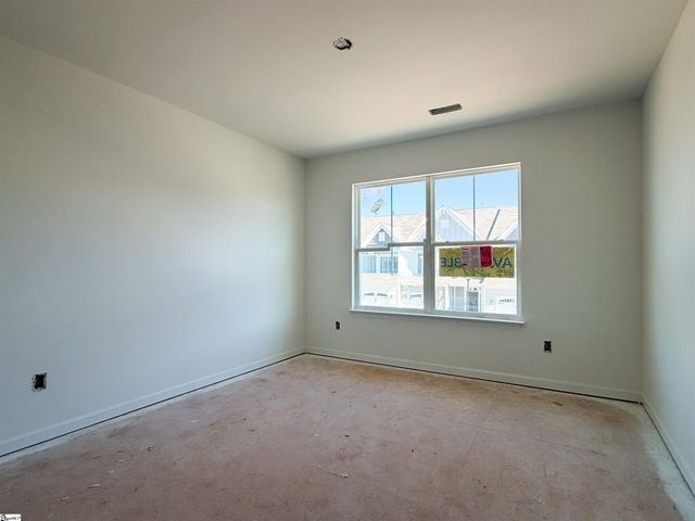 611 Autumn Lake Road, Simpsonville, SC 29681