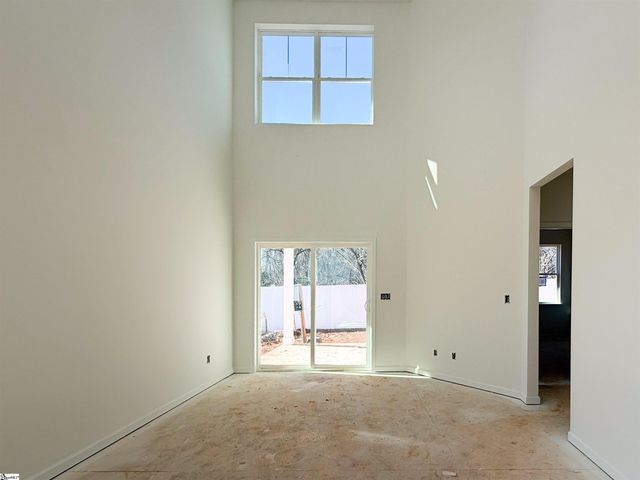 611 Autumn Lake Road, Simpsonville, SC 29681