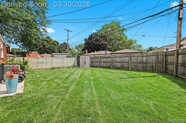 8346 Hillcrest Boulevard, Westland, MI 48185