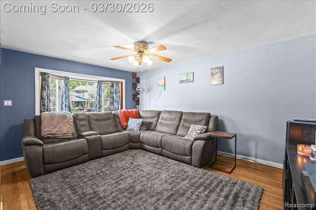 8346 Hillcrest Boulevard, Westland, MI 48185