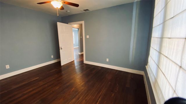 1715 Ramsey Avenue, Dallas, TX 75216