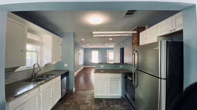 1715 Ramsey Avenue, Dallas, TX 75216