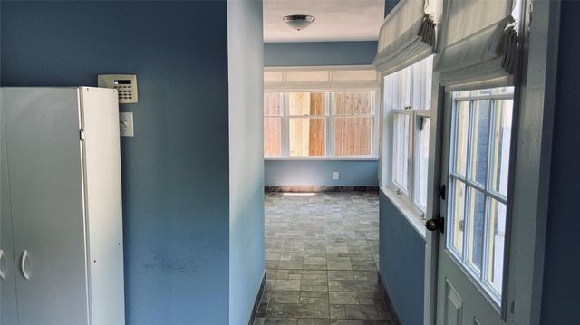 1715 Ramsey Avenue, Dallas, TX 75216