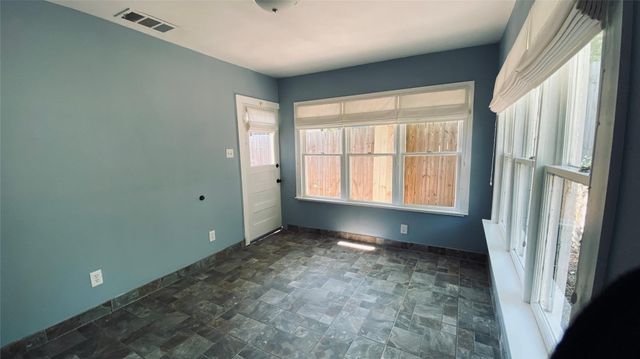 1715 Ramsey Avenue, Dallas, TX 75216