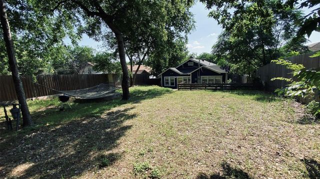 1715 Ramsey Avenue, Dallas, TX 75216