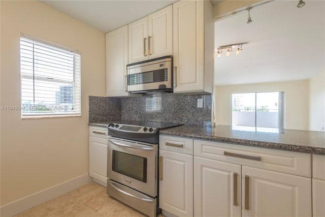 1200 14th St 5E, Miami Beach, FL 33139