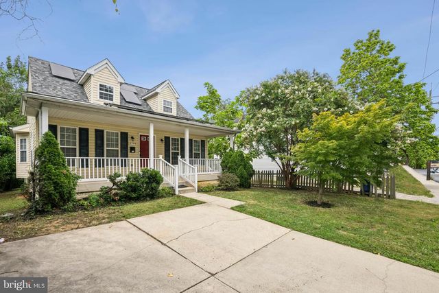 3709 38TH AVE, Brentwood, MD 20722