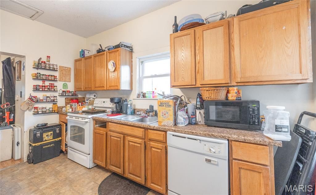 2008 Vienna Road, Rolla, MO 65401