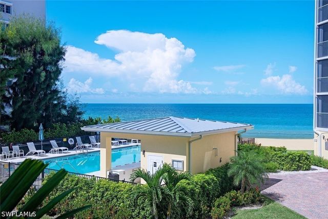 3483 Gulf Shore BLVD N 104, Naples, FL 34103