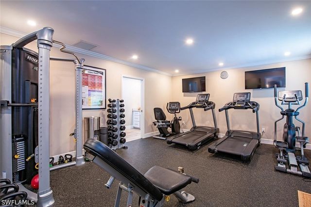 3483 Gulf Shore BLVD N 104, Naples, FL 34103