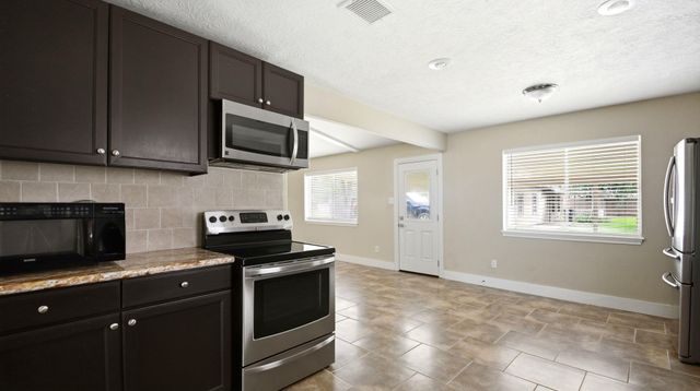 1511 Sungail Drive, Spring, TX 77386