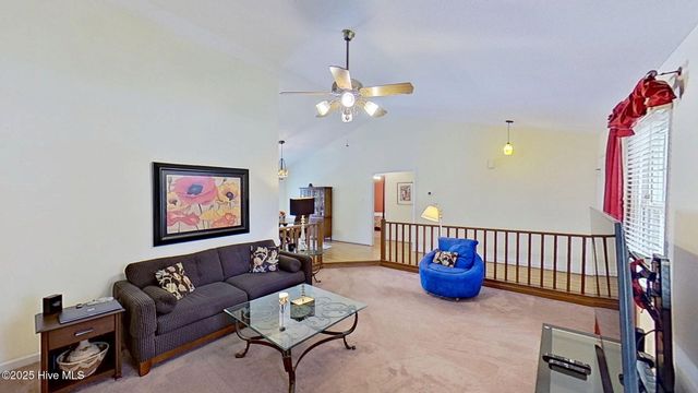 1001 Briarhill Court, New Bern, NC 28562