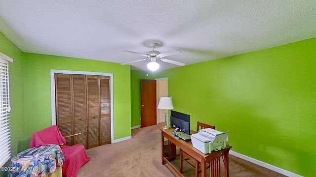 1001 Briarhill Court, New Bern, NC 28562