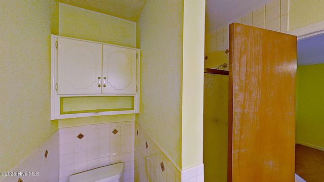 1001 Briarhill Court, New Bern, NC 28562