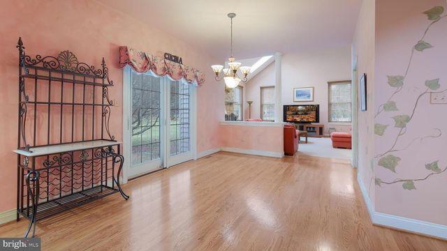 104 CONRAD LN, North Wales, PA 19454