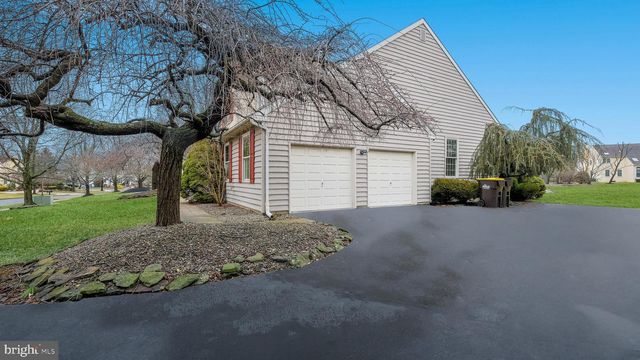 104 CONRAD LN, North Wales, PA 19454