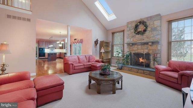 104 CONRAD LN, North Wales, PA 19454