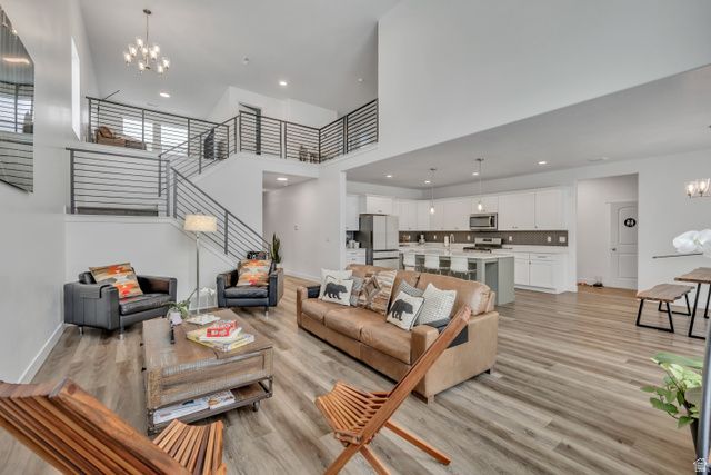 13568 S WATTS LN, Riverton, UT 84065