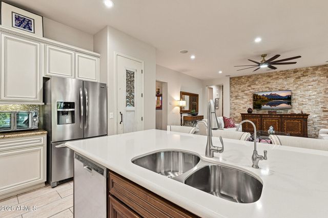 20340 W CRESCENT Drive, Buckeye, AZ 85396