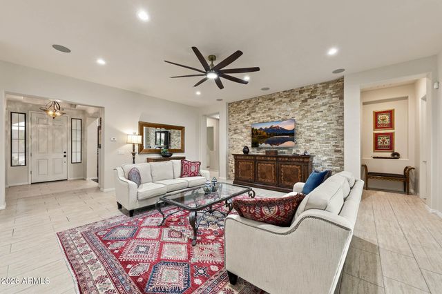 20340 W CRESCENT Drive, Buckeye, AZ 85396