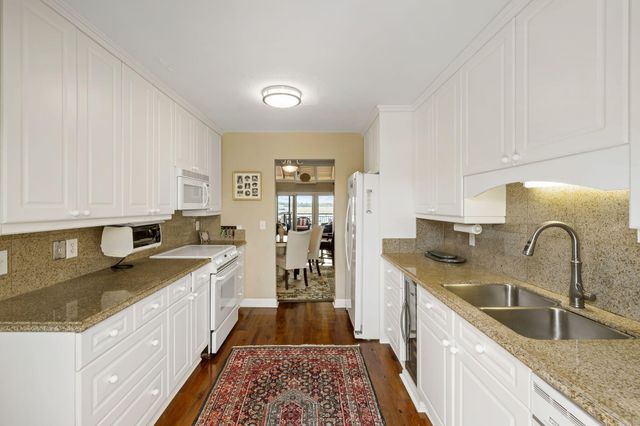 1912 Marsh Oak Lane, Seabrook Island, SC 29455