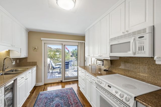 1912 Marsh Oak Lane, Seabrook Island, SC 29455