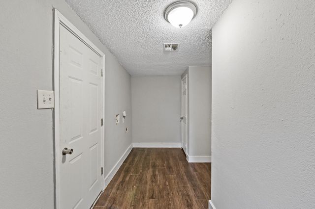 3421 3rd Avenue N, Texas City, TX 77590