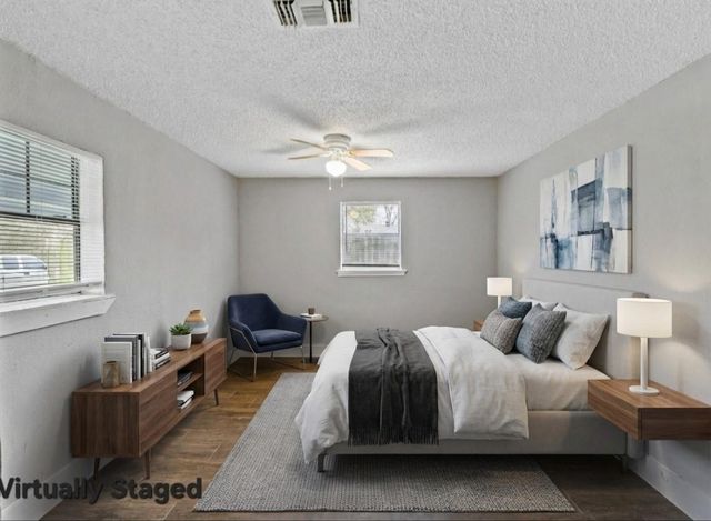 3421 3rd Avenue N, Texas City, TX 77590