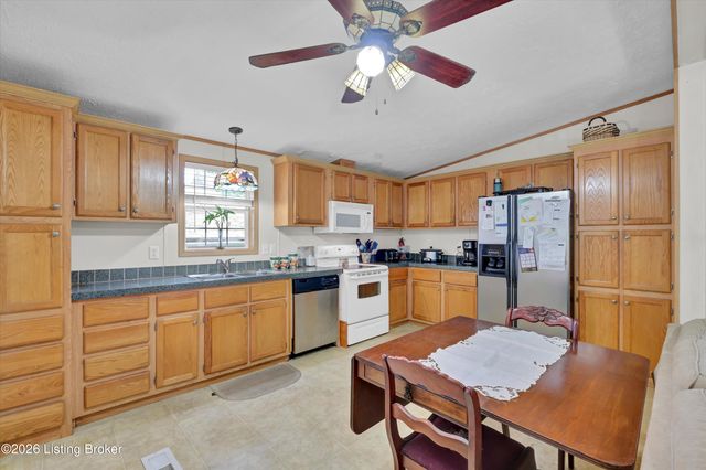 4209 Clark St, Louisville, KY 40213