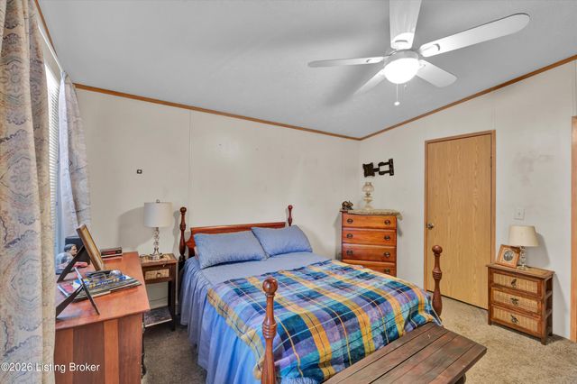 4209 Clark St, Louisville, KY 40213