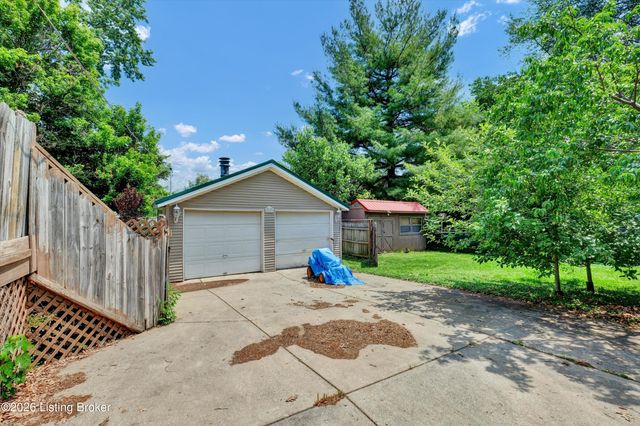 4209 Clark St, Louisville, KY 40213