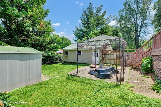 4209 Clark St, Louisville, KY 40213
